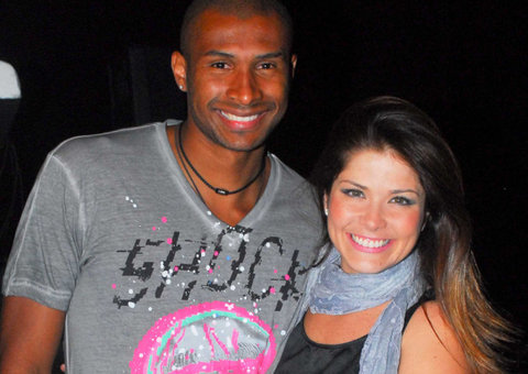 Após briga judicial, Samara Felippo faz as pazes com ex-marido