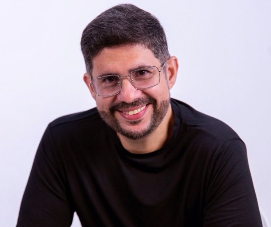 A cientista que está fazendo brasileiros voltarem a andar