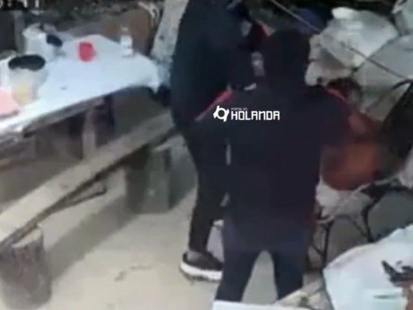 Vídeo mostra criminosos com fuzis rendendo PM morto no Tarumã