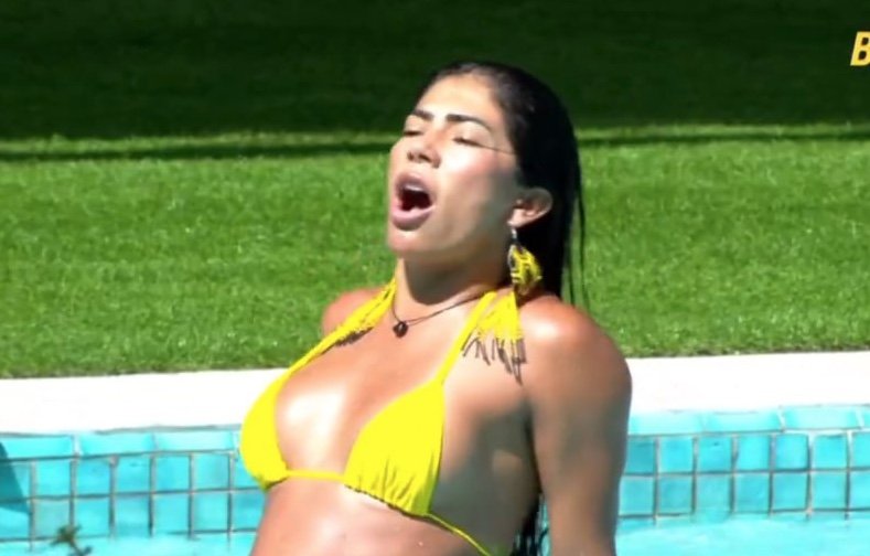 Marciele se irrita com Ana Paula e reage: "Você é um mosquito da dengue!"