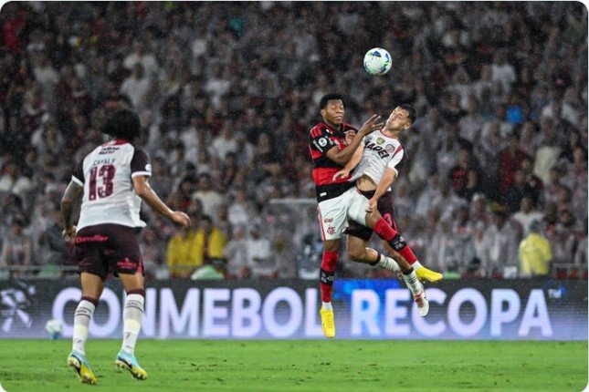 Flamengo perde de virada para o Lanús e é vice da Recopa no Maracanã