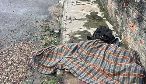 A caminho do trabalho, jovem é morto com tiro no rosto durante assalto em Flores