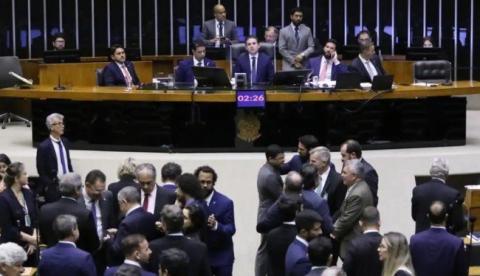 Câmara aprova PL Antifacção e descarta imposto sobre apostas