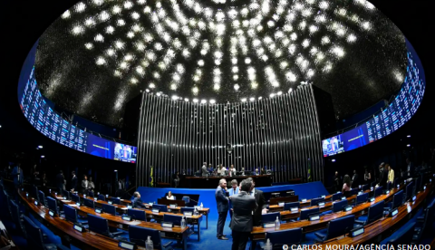 Assassinos de policiais e familiares irão para presídios federais, decide Senado