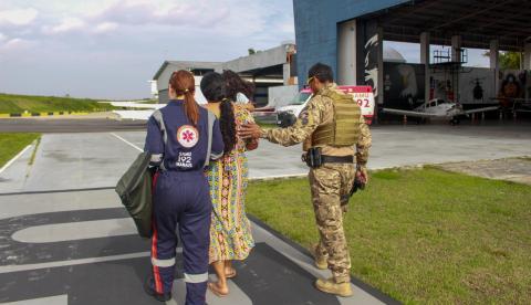 Criança ferida por ouriço de castanha é socorrida pelo Dioa no Amazonas