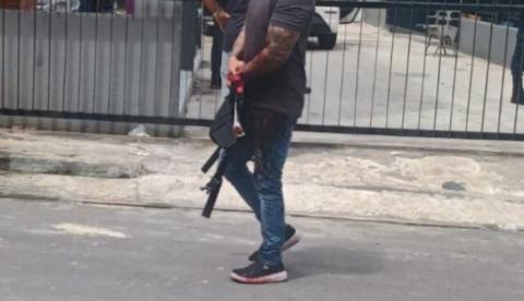 Sargento da PM é baleado dentro de lava-jato em Manaus