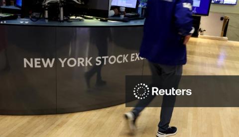 Wall Street estende alta impulsionada por tecnologia conforme diminuem temores relacionados a IA