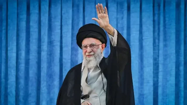 Morte de Khamenei expõe legado de repressão e ditadura no Irã