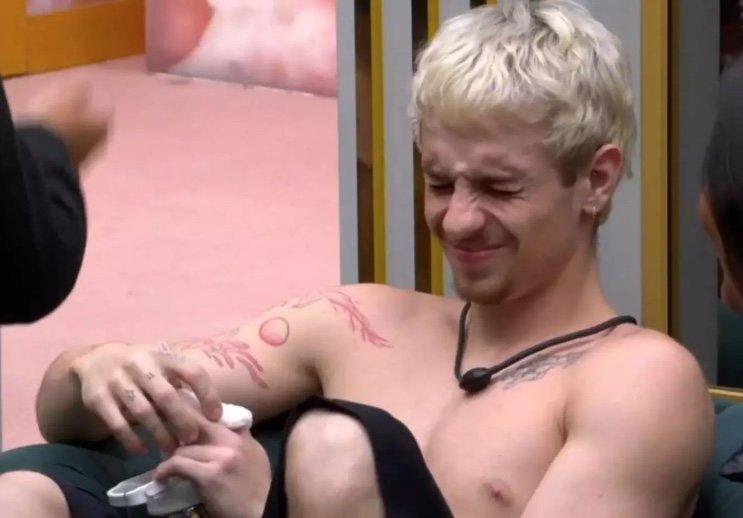 Acidente na Xepa! Juliano se corta e leva pontos no BBB 26