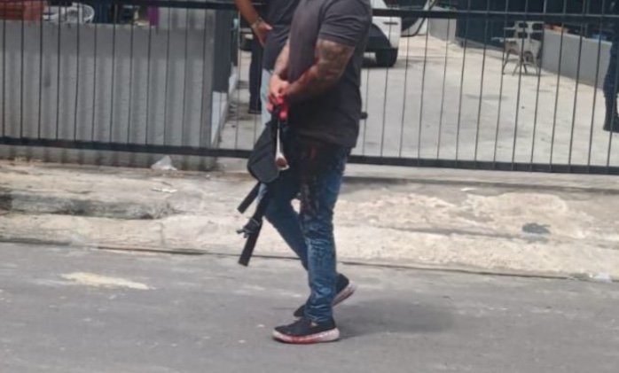 Sargento da PM é baleado dentro de lava-jato em Manaus