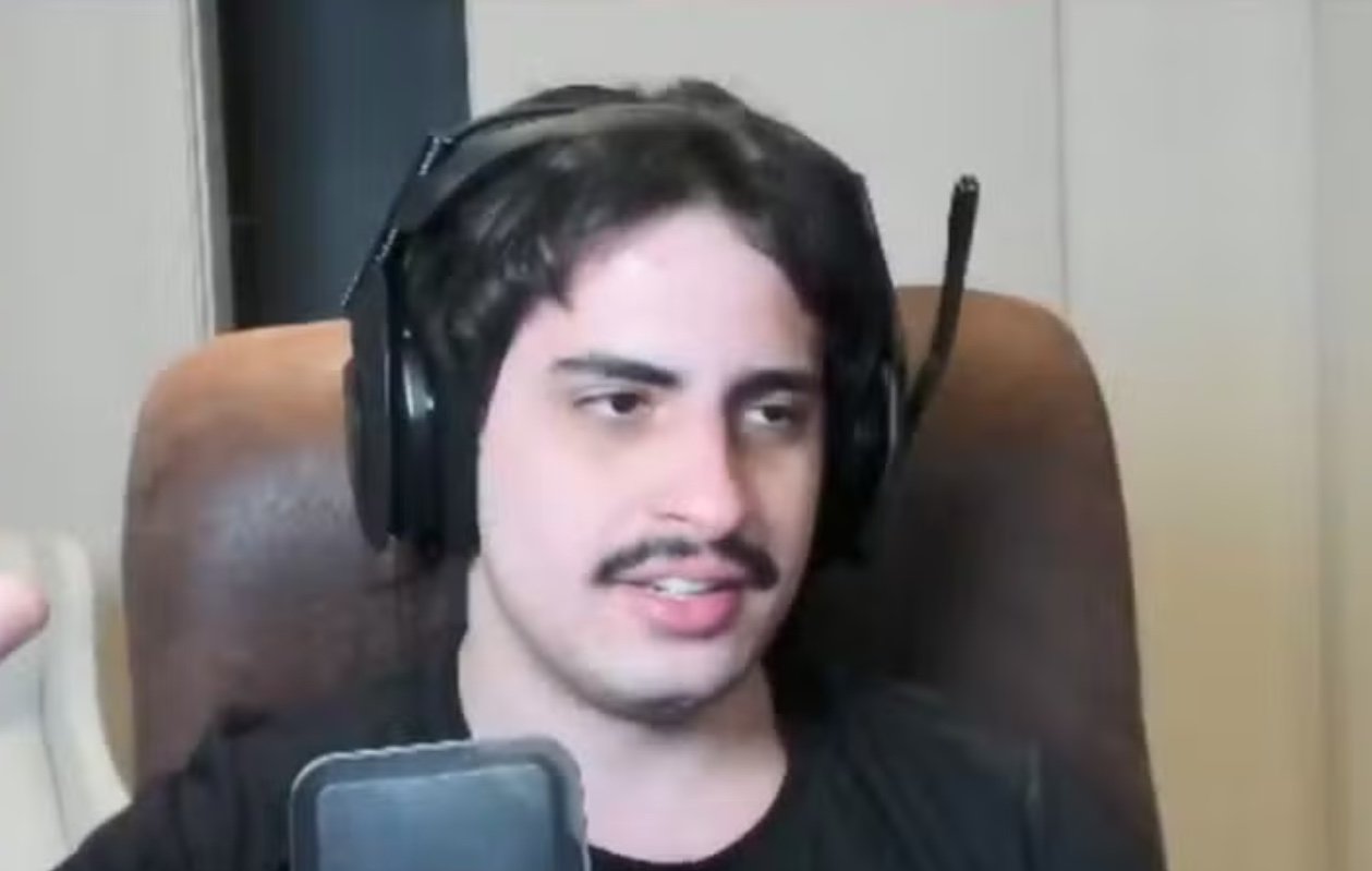 Youtuber Orochinho é condenado a R$ 70 mil por ridicularizar bebê