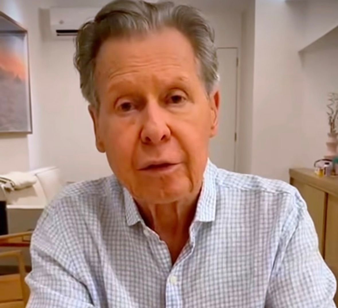 Arthur Virgílio Neto oficializa filiação ao MDB após 30 anos no PSDB