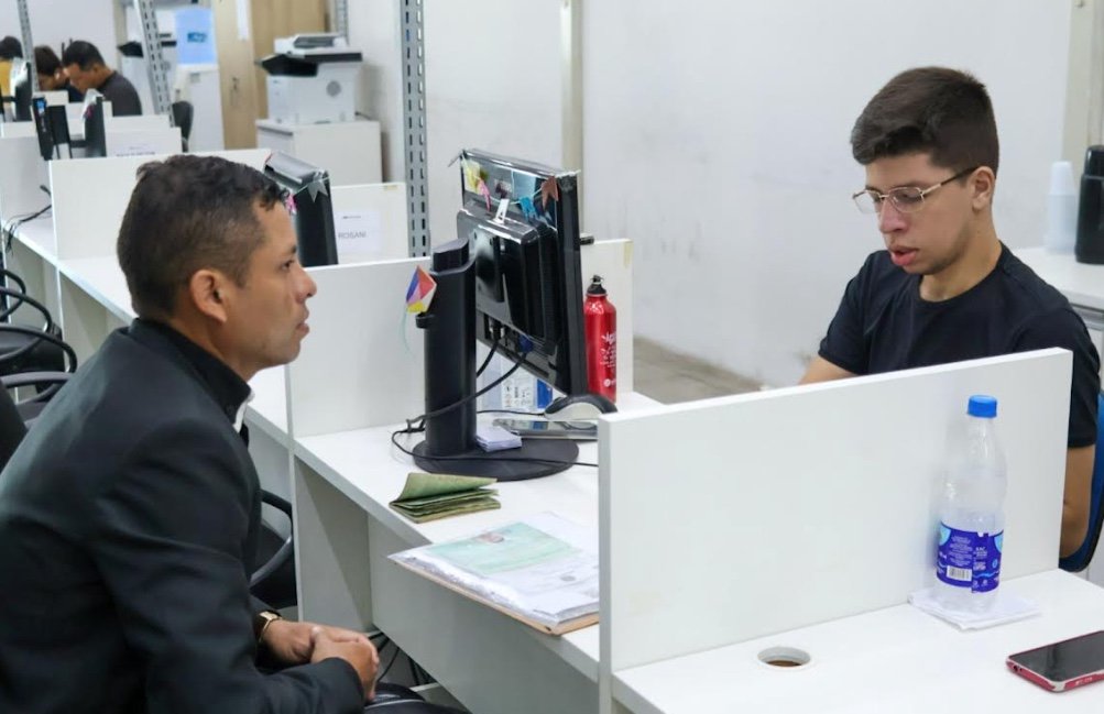 Motorista, atendente e mais: confira 221 vagas de emprego no Sine Amazonas