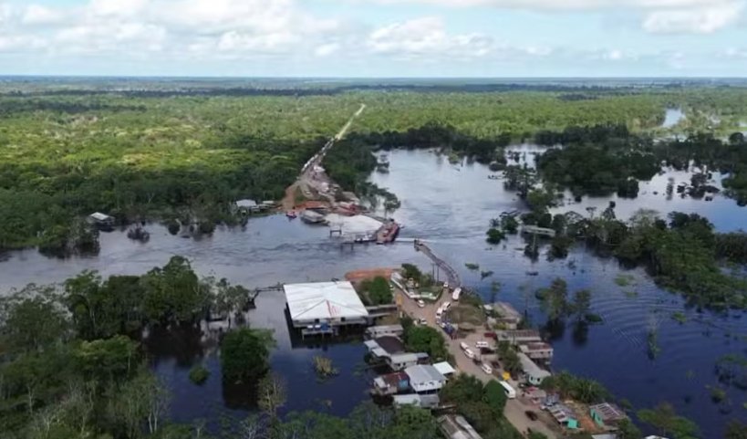 Obras em ponte do rio Autaz Mirim suspendem transporte de veículos e embarcações na BR-319