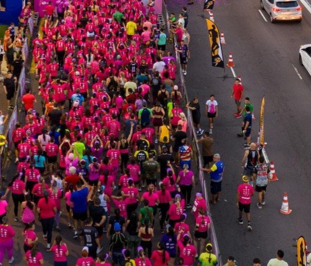No Dia das Mulheres, atleta cadeirante é atropelada por motorista bêbado durante corrida em Manaus