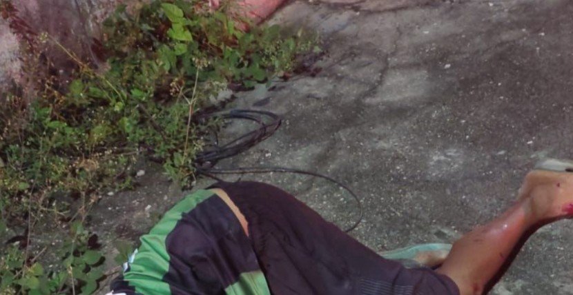 Homem é espancado até a morte com pauladas após discussão no Santo Agostinho