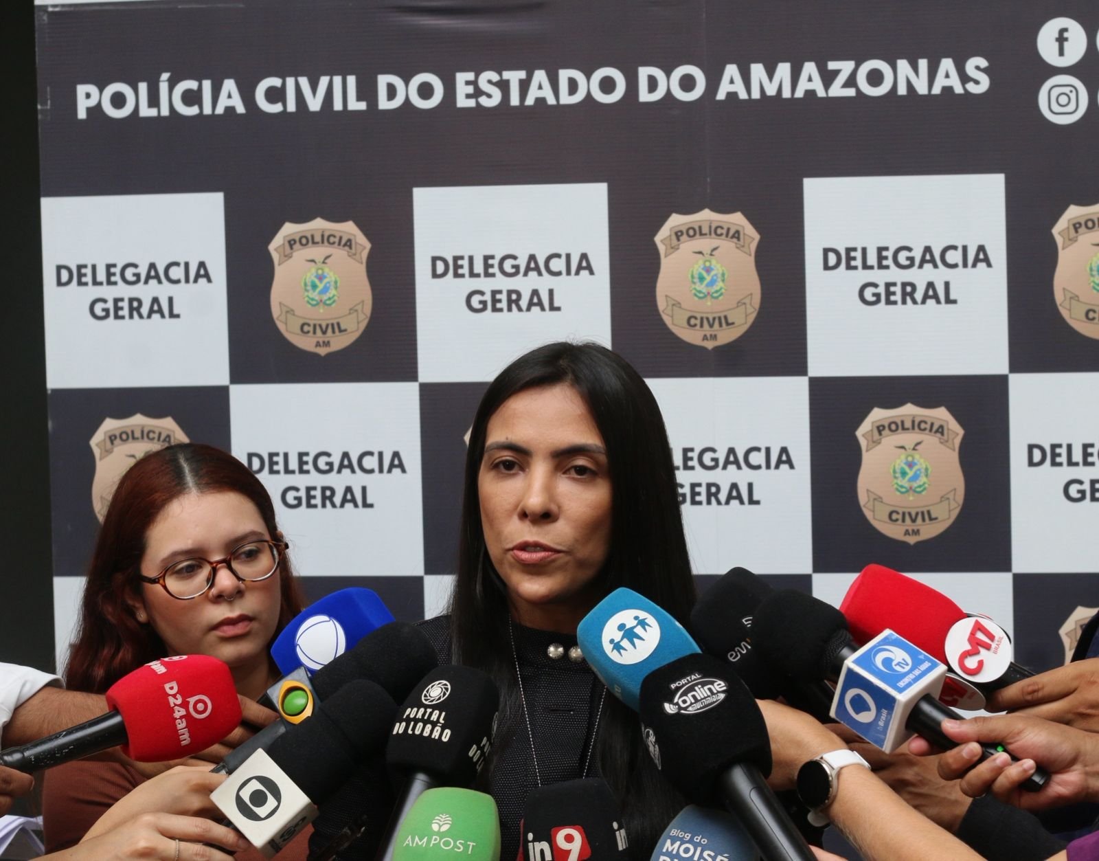 Padrinho é preso por estuprar crianças em Manaus; irmãs também eram abusadas pelo padrasto