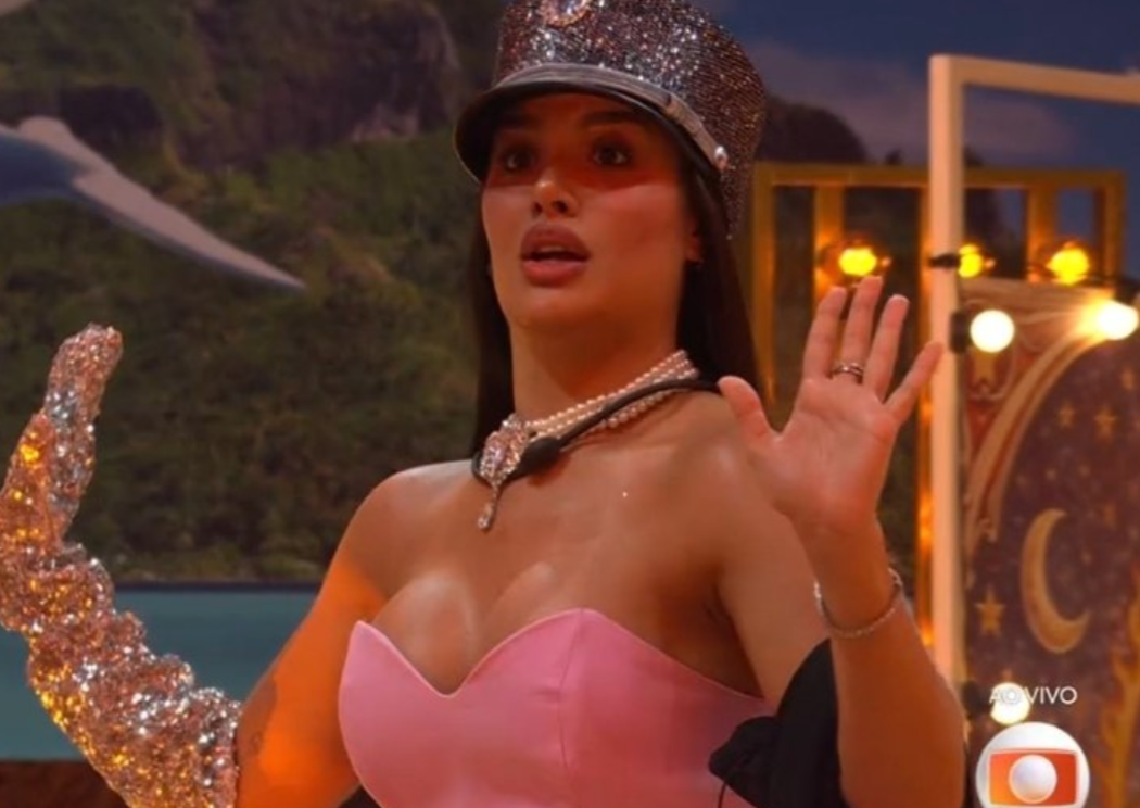 Breno e Juliano Floss retornam e deixam a casa em choque; veja reação dos rivais