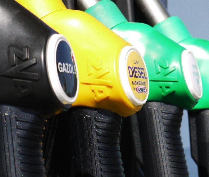 União e estados devem dividir custos de nova subvenção ao diesel; anúncio ocorre nesta terça