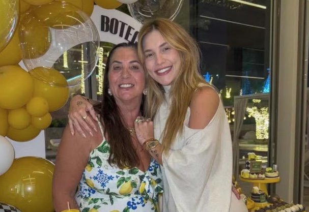 Virginia mostra antes e depois das cirurgias da mãe, Margareth Serrão; veja