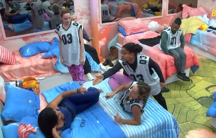 Milena usa a mágoa de Marciele para detonar Jordana: 'Por que ela te deixou e foi pro time deles?