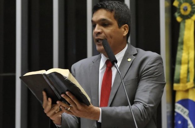 Cabo Daciolo anuncia pré-candidatura ao Senado pelo Amazonas