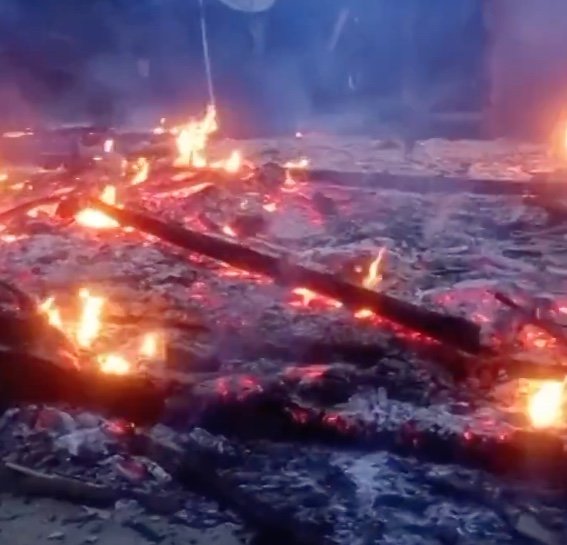 Raio destrói casa de idosos em Presidente Figueiredo; vídeo