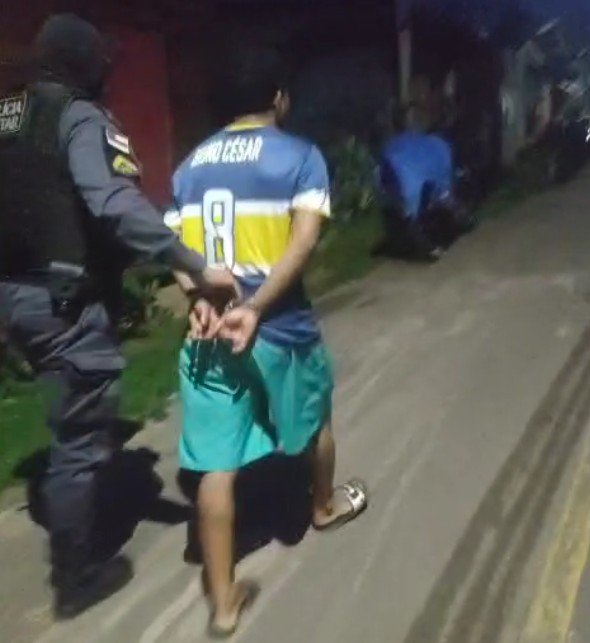 Morte por um isqueiro: "Chiquinho" é preso após empurrar homem de flutuante em Manacapuru