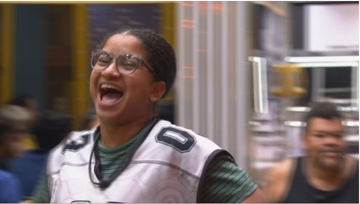 Milena conquista o anjo e põe líder para a Xepa