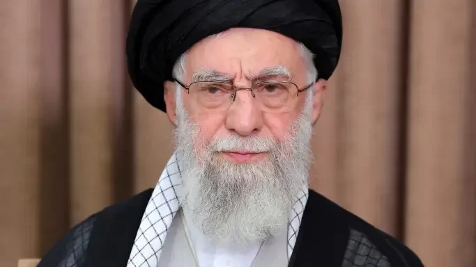 Irã define o sucessor do líder supremo Ali Khamenei