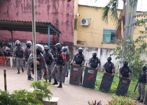 Major da PM é exonerado após saída irregular de policiais presos em Manaus