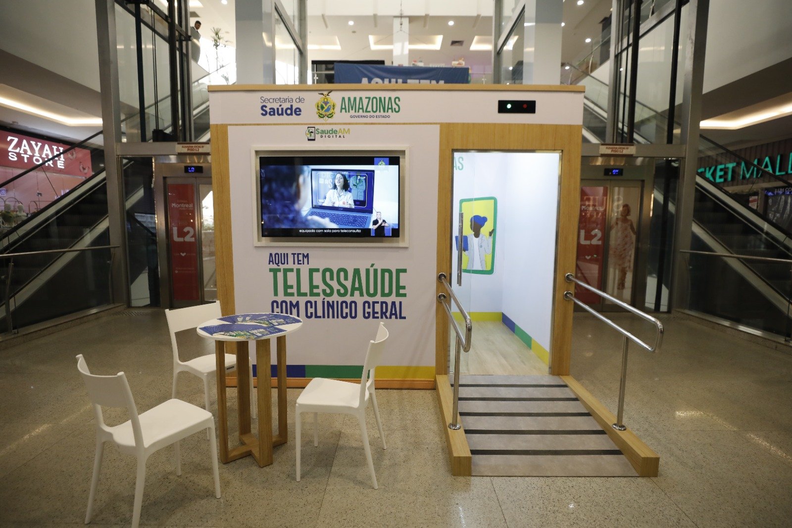Shoppings de Manaus ganham cabines de teleatendimento do SUS para consultas imediatas