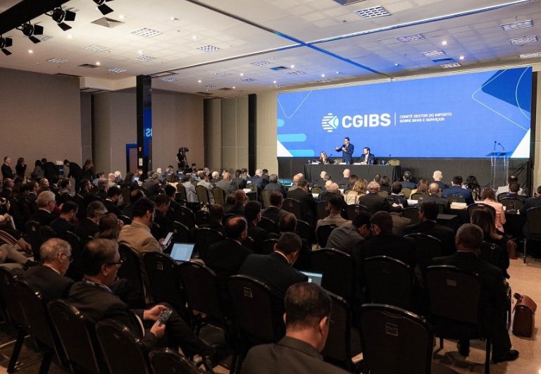 Manaus participa de encontro do Conselho do IBS e garante voz na Reforma Tributária