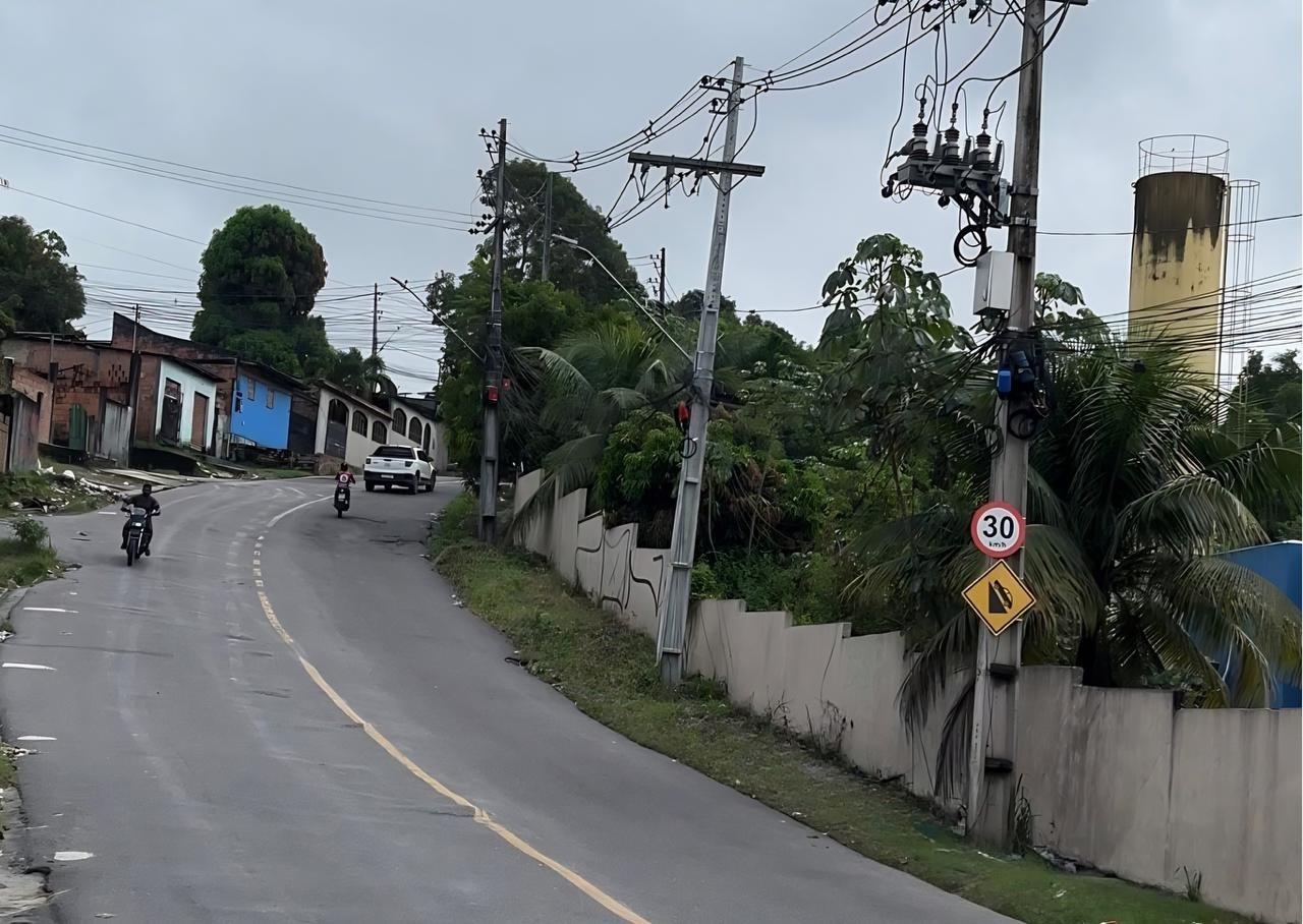 Circulação de veículos acima de 16 toneladas é proibida em trecho crítico da Zona Leste