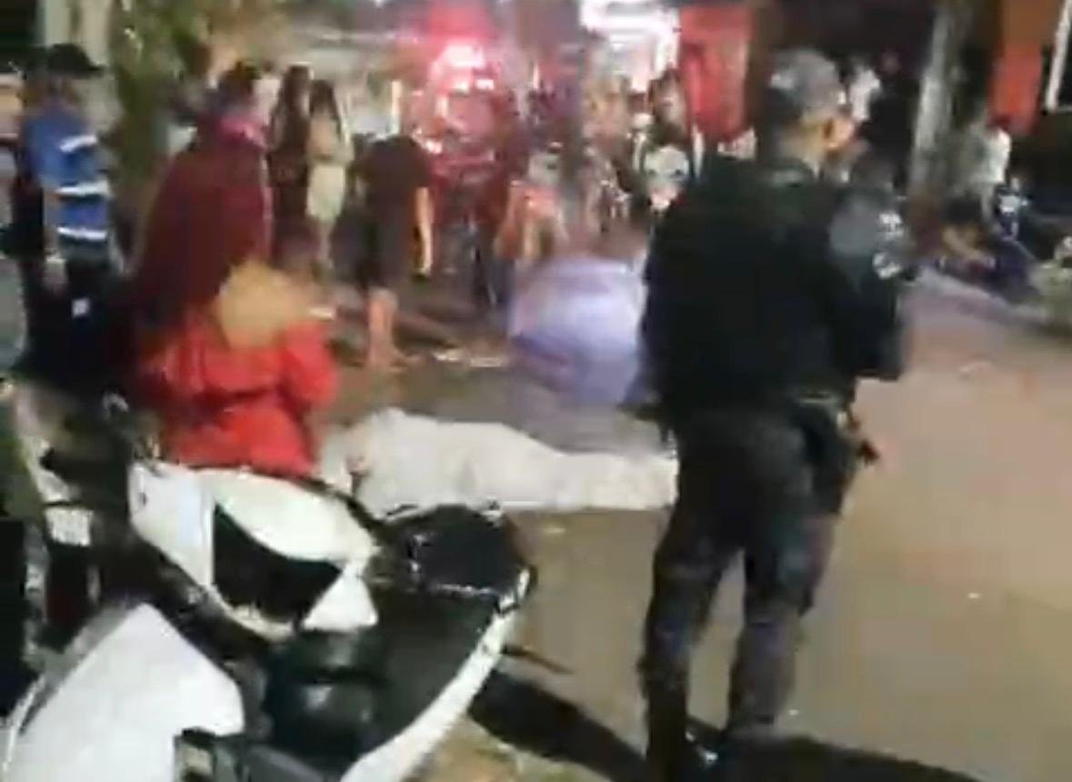 Colisão frontal entre motocicletas deixa um morto e três feridos graves em Itacoatiara