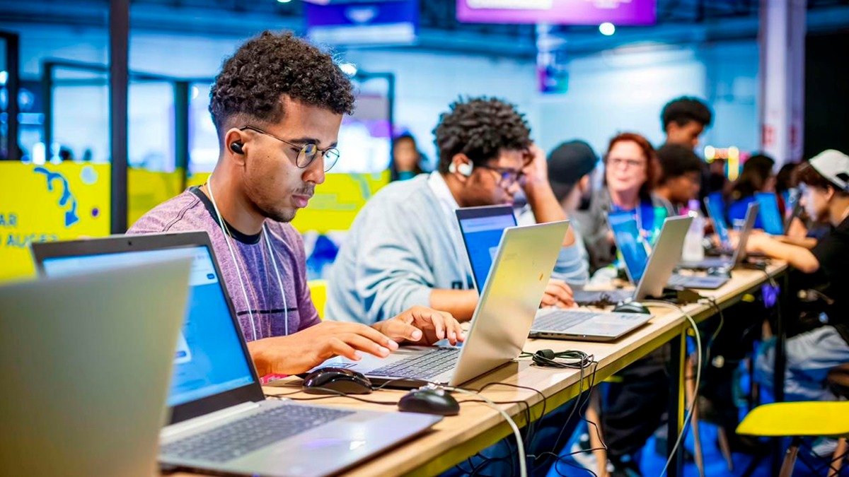 CIEE Amazonas oferece 58 vagas em diversas áreas de atuação