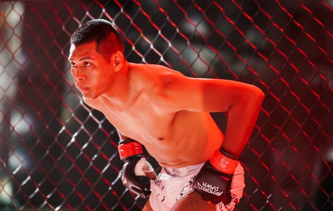 Lutador indígena do Amazonas conquista vitória no Invictus Fight Show no RS