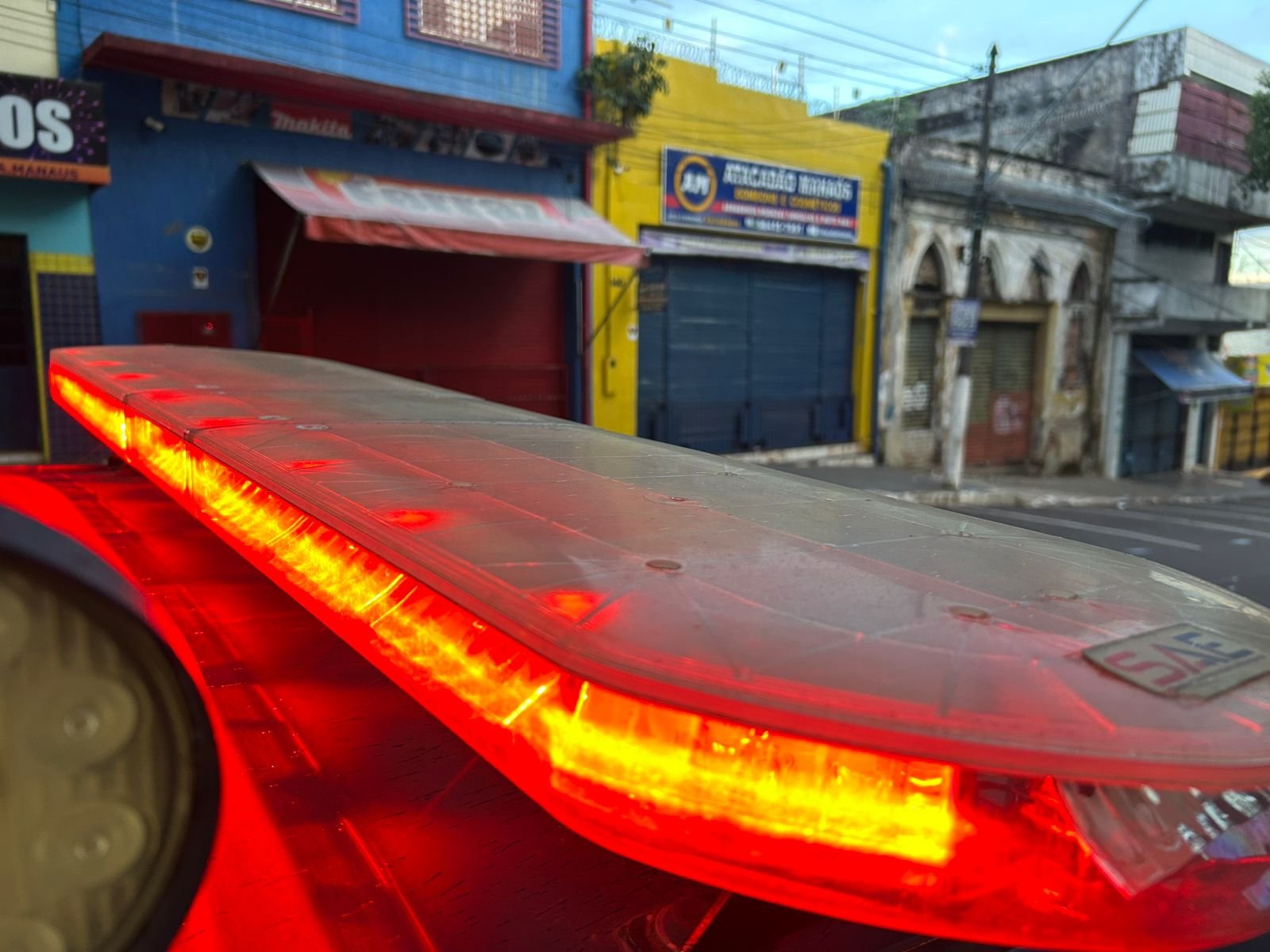Briga entre casais em situação de rua termina em assassinato no Centro de Manaus