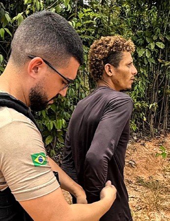 Homem é preso suspeito de matar irmão a facadas em comunidade em Manacapuru