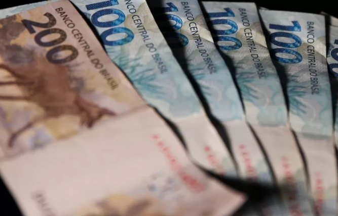 Mega-Sena acumula e prêmio chega a R$ 160 milhões