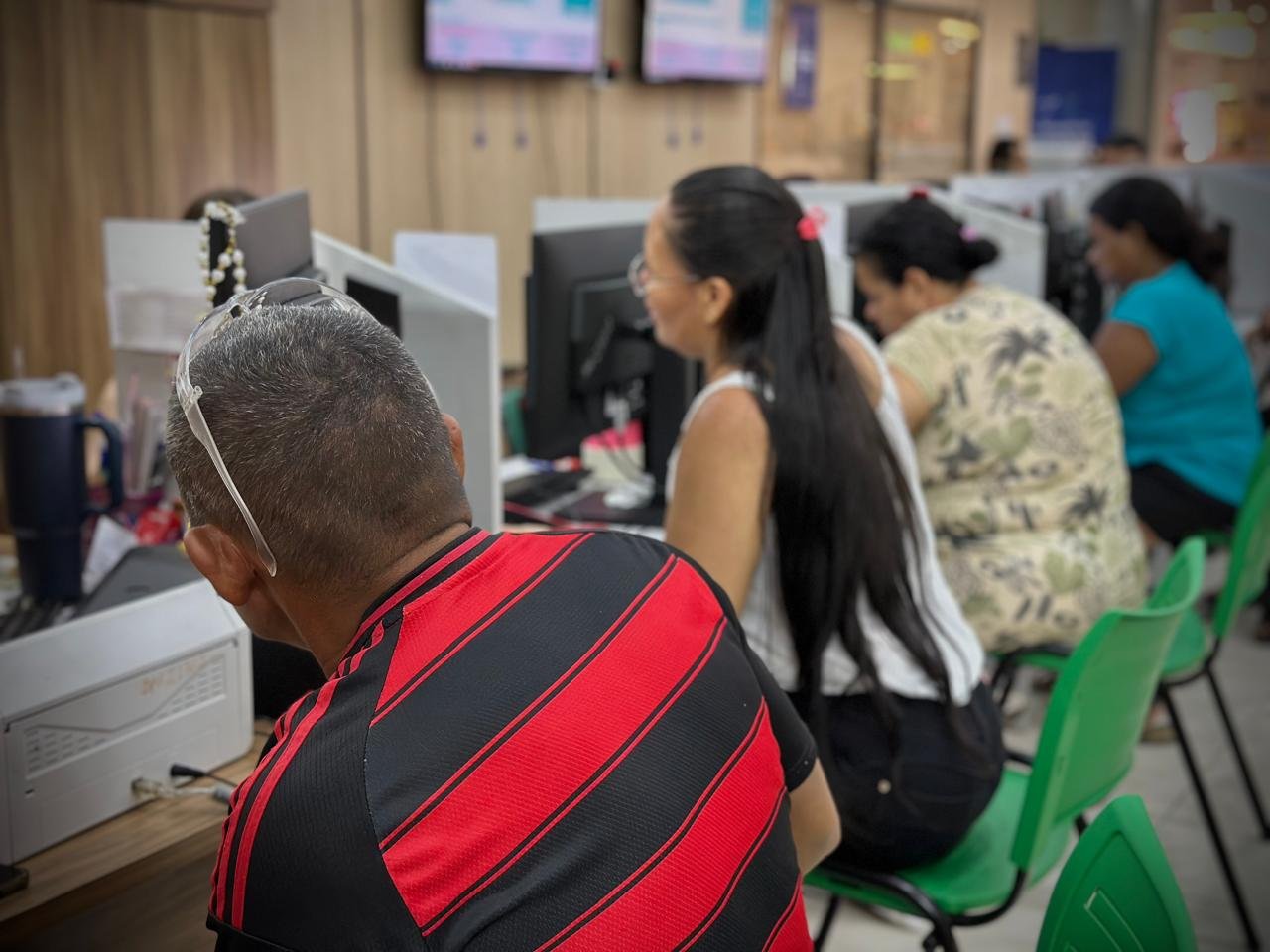 DPE-AM reforça combate ao superendividamento no Mês do Consumidor