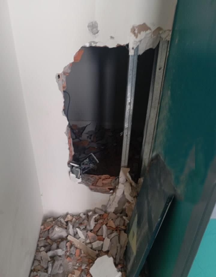 Suspeitos de furto na Sicoob esvaziaram caixa eletrônico durante ação na Av. Djalma Batista