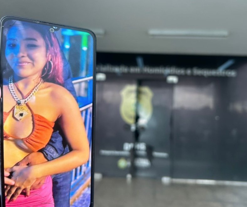 Inquilina morre após ser empurrada por dono de vila que tentava acabar com briga dela com namorado em Manaus