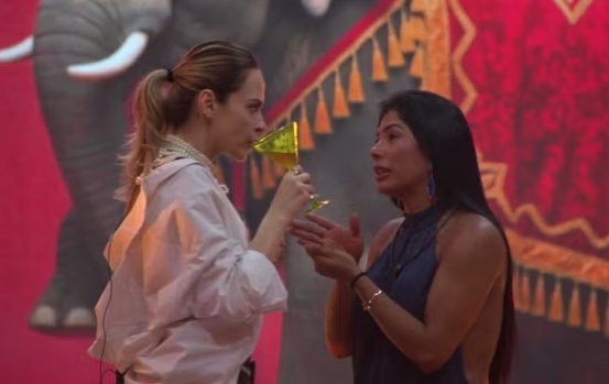 Rivais no jogo, Ana Paula e Marciele trocam elogios em festa do BBB26
