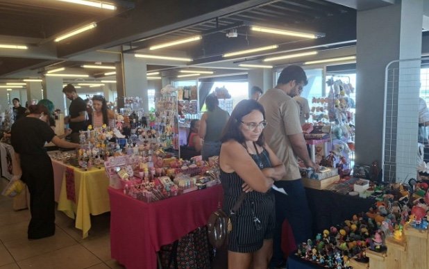 Evento geek leva cosplay e jogos ao Mirante Lúcia Almeida em Manaus
