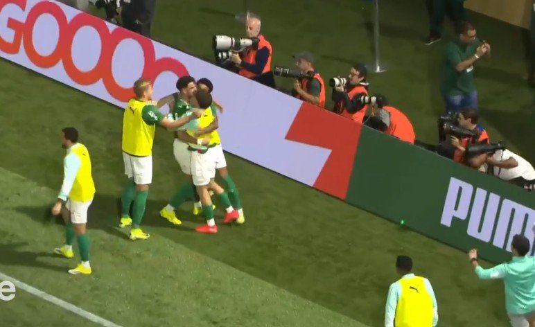 Palmeiras vence o São Paulo e assume protagonismo no Paulistão