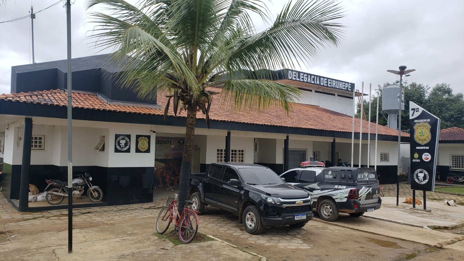 Marido que já feriu esposa com terçado é preso após novo ataque com faca no Amazonas