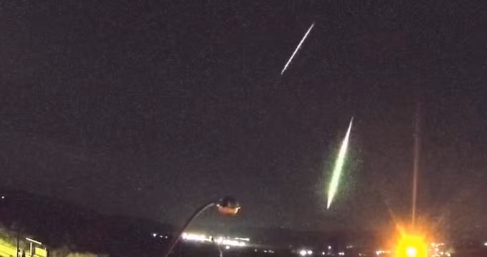 Dois meteoros cruzam o céu em menos de um minuto no Rio Grande do Sul; veja vídeo