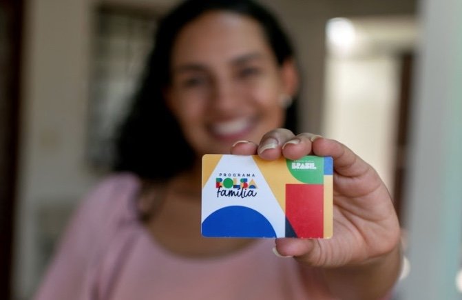 Calendário de março do Bolsa Família começa hoje no Amazonas com média de R$ 740