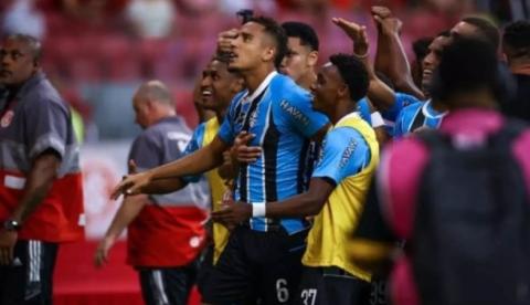Grêmio é campeão gaúcho após empate com o Inter no Beira-Rio